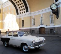 Rent Cars and Buses: GAZ 21 Volga b / c