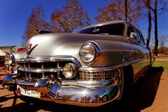 Rent Cars and Buses: Cadillac Fleetwood 1951