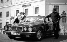 Rent Cars and Buses: Jaguar XJ 1979