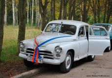 Rent Cars and Buses: GAZ M-20 Victory