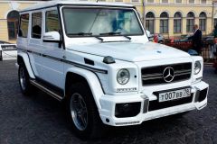 Rent Cars and Buses: Mercedes Gelandewagen White